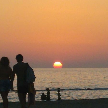 شقة Sunset House فيوميتشينو المظهر الخارجي الصورة