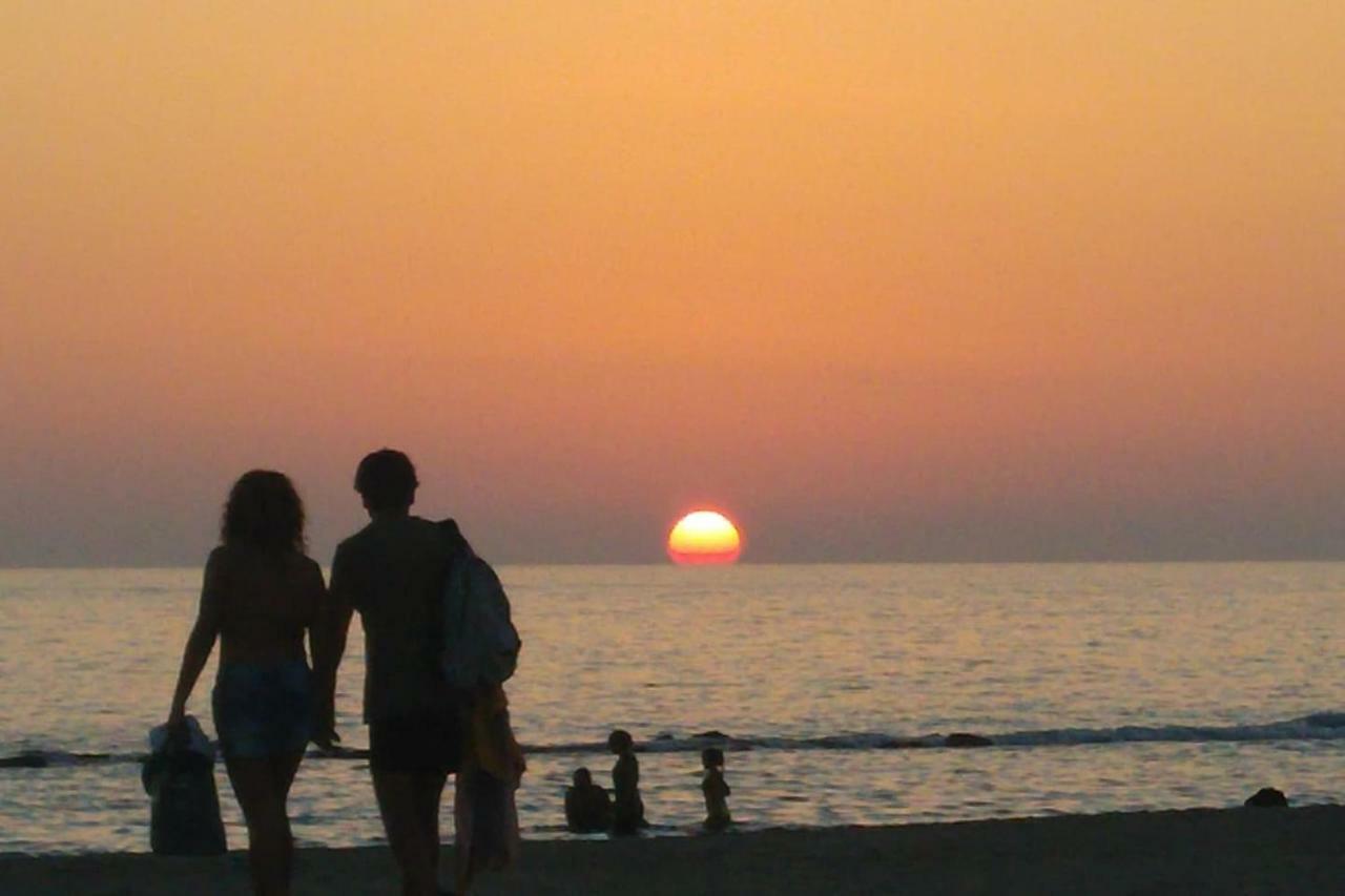 شقة Sunset House فيوميتشينو المظهر الخارجي الصورة